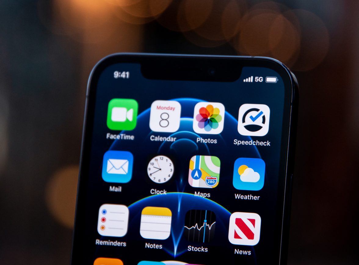 革吉苹果手机维修分享为什么 iPhone 12 在冬季会自动关机 